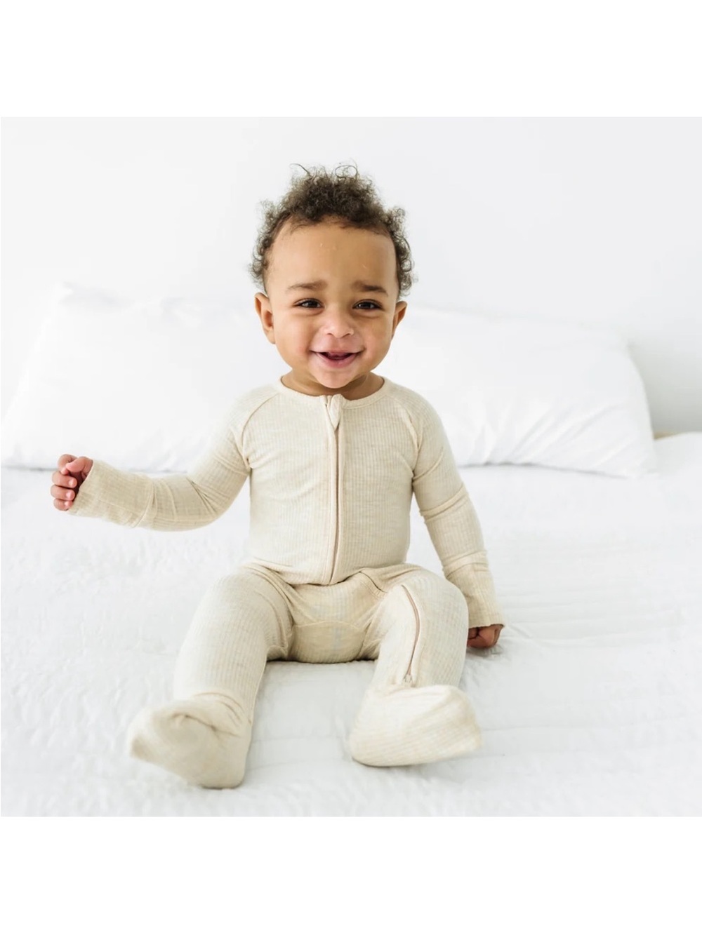 Little sleepies White Sand Ribbed
Zippy 12-18 month NWT